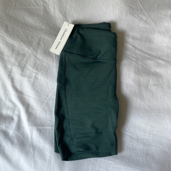 Outdoor voices shorts with tags - Picture 2 of 5